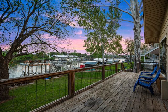 508 Riverside DR, Kingsland, TX 78639