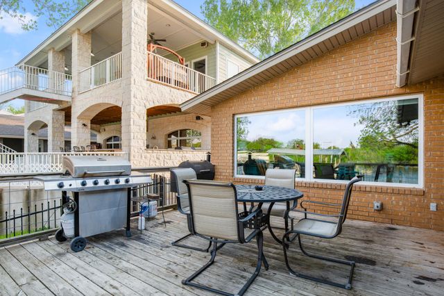 508 Riverside DR, Kingsland, TX 78639