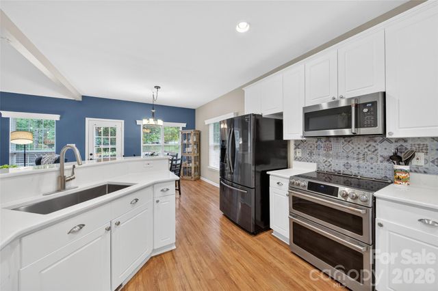 10502 Hellebore Road, Charlotte, NC 28213