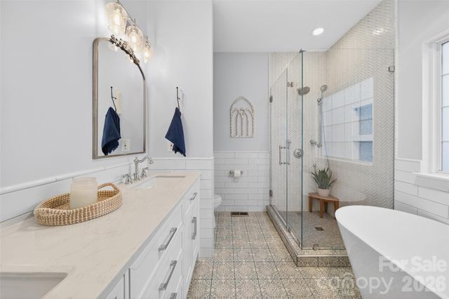 10502 Hellebore Road, Charlotte, NC 28213