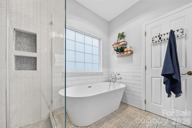 10502 Hellebore Road, Charlotte, NC 28213