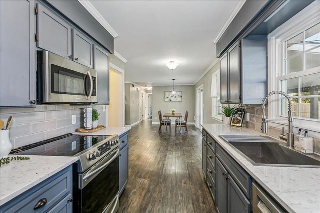 619 N Spruce St, Goddard, KS 67052