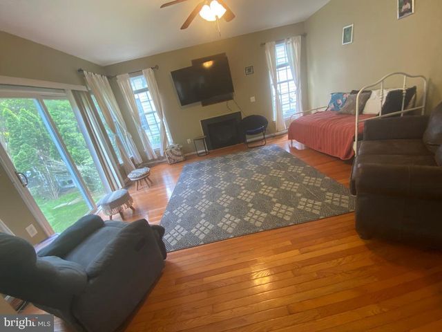 3128 TULIP TREE PL, Dumfries, VA 22026