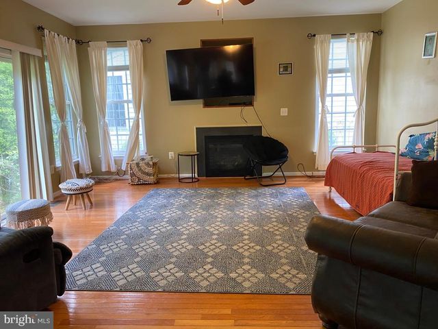 3128 TULIP TREE PL, Dumfries, VA 22026