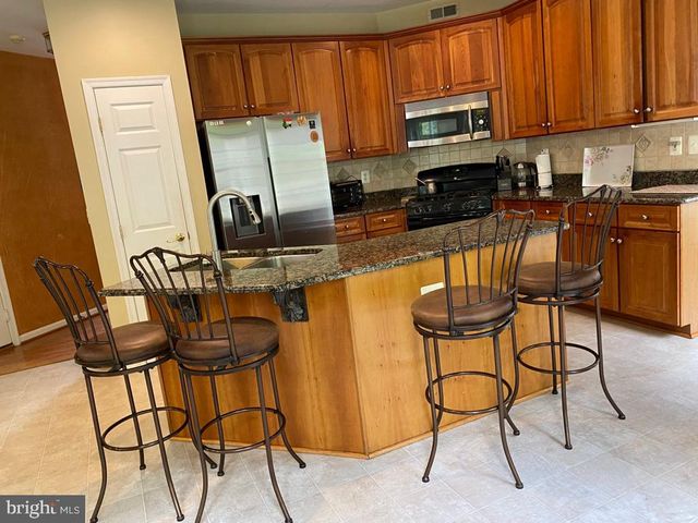 3128 TULIP TREE PL, Dumfries, VA 22026