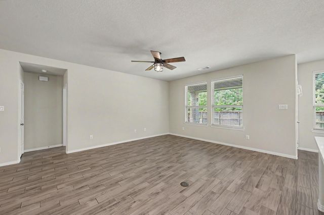 185 Emory Birch Drive, Montgomery, TX 77316