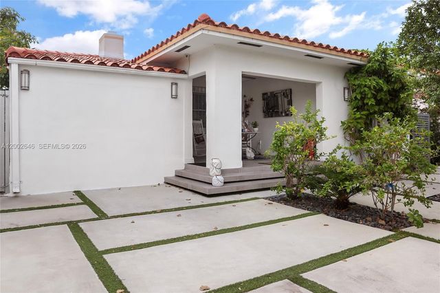 619 SW 39th Avenue, Miami, FL 33134