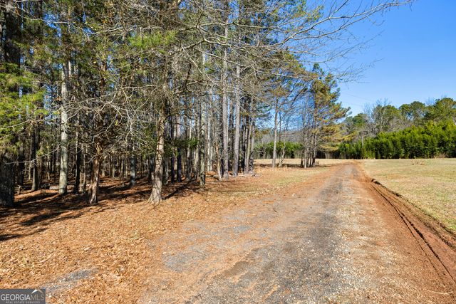 535 Laurelwood Drive, Tyrone, GA 30290