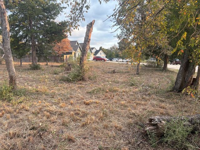 000 Park View Drive, Hempstead, TX 77445