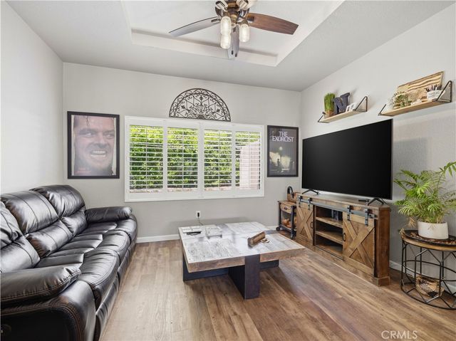 22319 Lull Street, Canoga Park, CA 91304