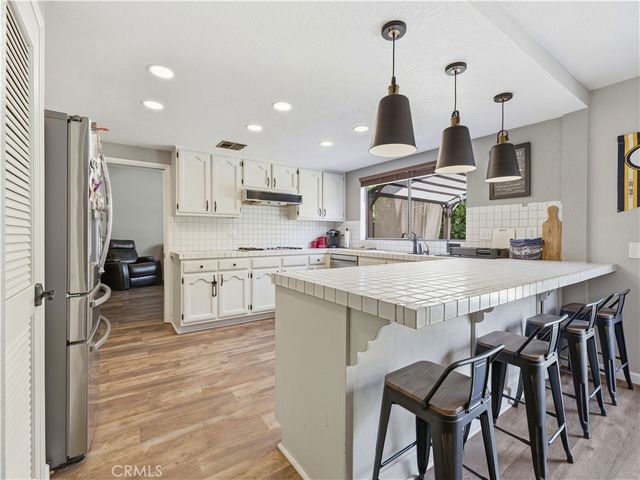 22319 Lull Street, Canoga Park, CA 91304