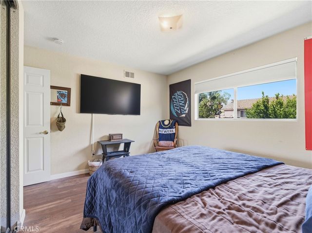 22319 Lull Street, Canoga Park, CA 91304