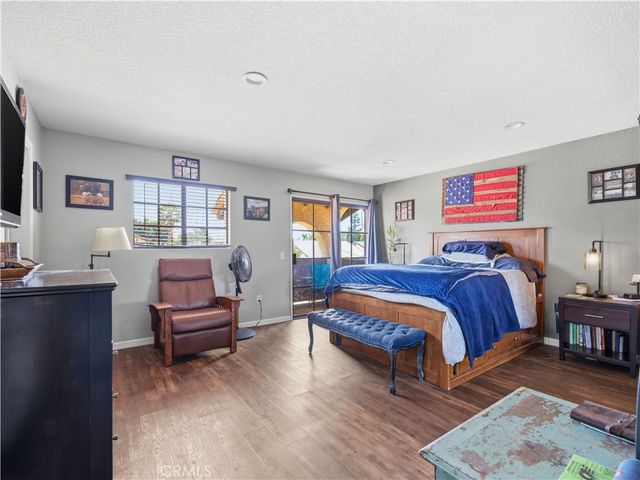 22319 Lull Street, Canoga Park, CA 91304