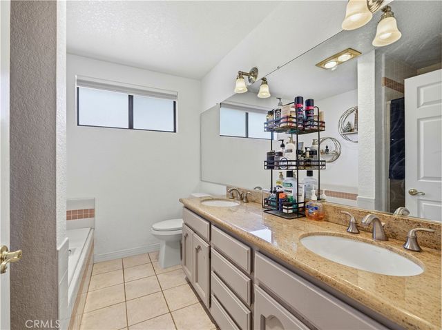 22319 Lull Street, Canoga Park, CA 91304