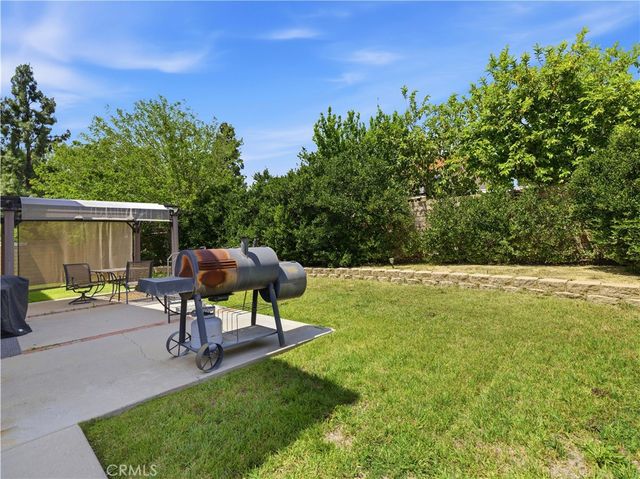 22319 Lull Street, Canoga Park, CA 91304