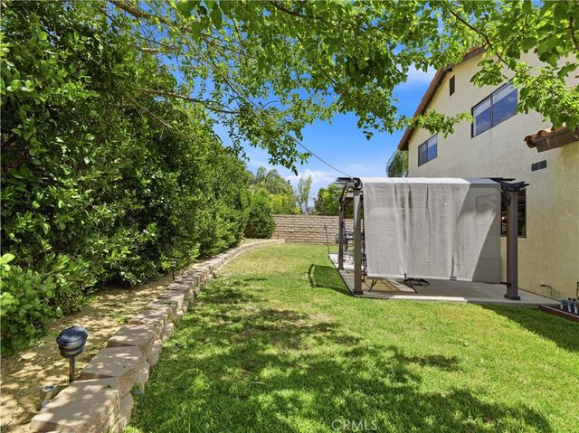 22319 Lull Street, Canoga Park, CA 91304