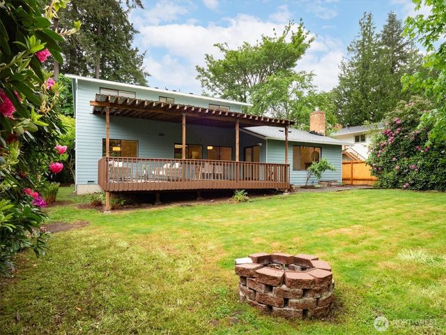 20106 96th Avenue NE, Bothell, WA 98011