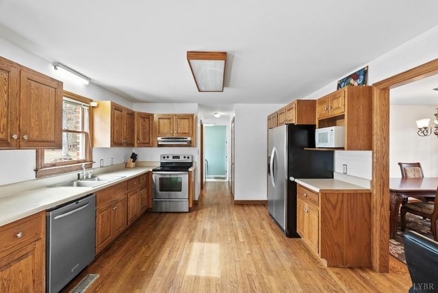 111 Britt Place, Forest, VA 24551