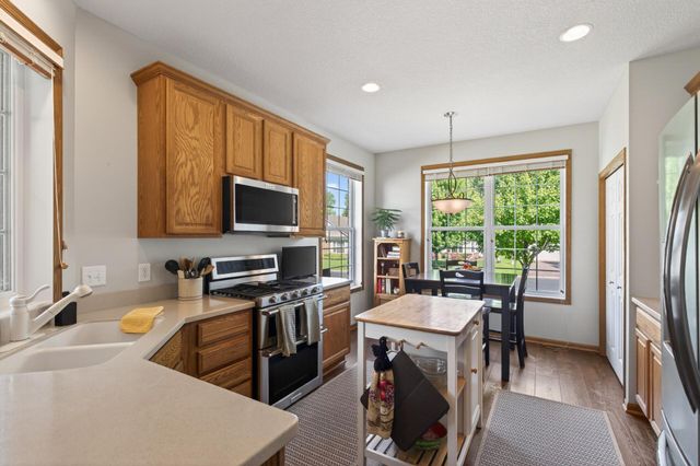 5149 157th Street N, Hugo, MN 55038
