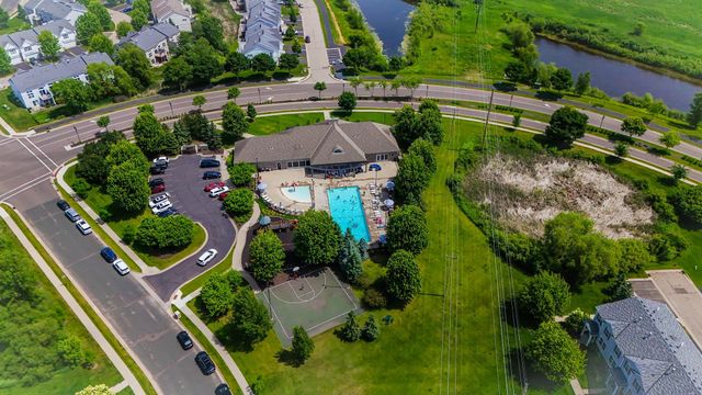 5149 157th Street N, Hugo, MN 55038