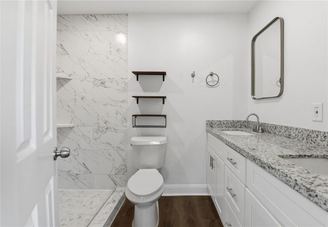 122 E James Street, Baytown, TX 77520