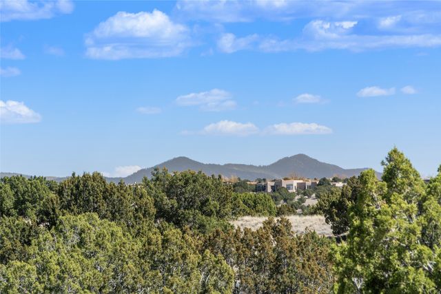 31 Calle Ventoso East, Lot 782, Santa Fe, NM 87506