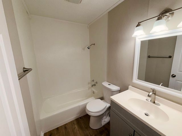 324 Troy St, Houma, LA 70363