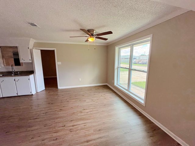 324 Troy St, Houma, LA 70363