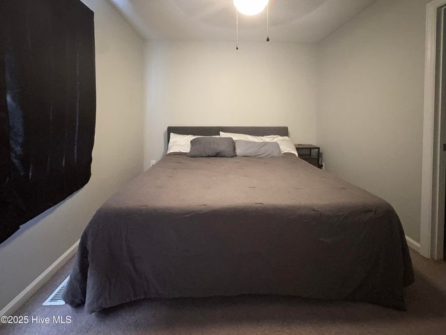 126 Cornerstone Place, Jacksonville, NC 28546