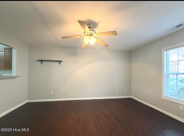 126 Cornerstone Place, Jacksonville, NC 28546