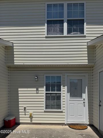 126 Cornerstone Place, Jacksonville, NC 28546