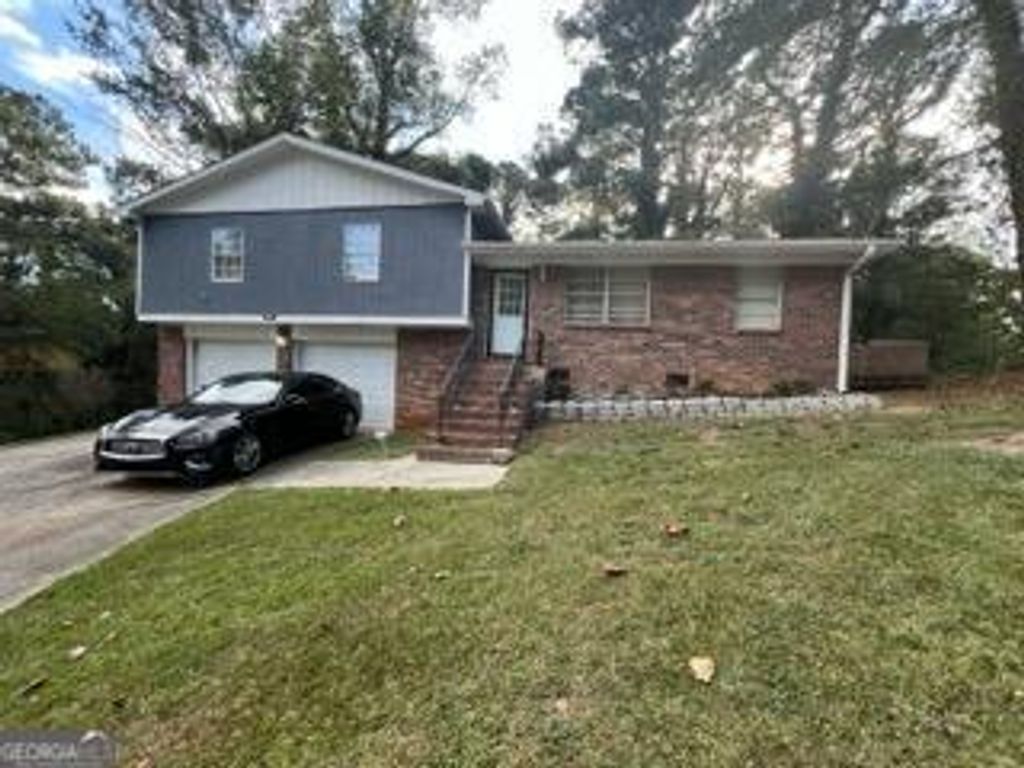 6973 Kimberland Gardens Lane, Lithonia, GA 30058