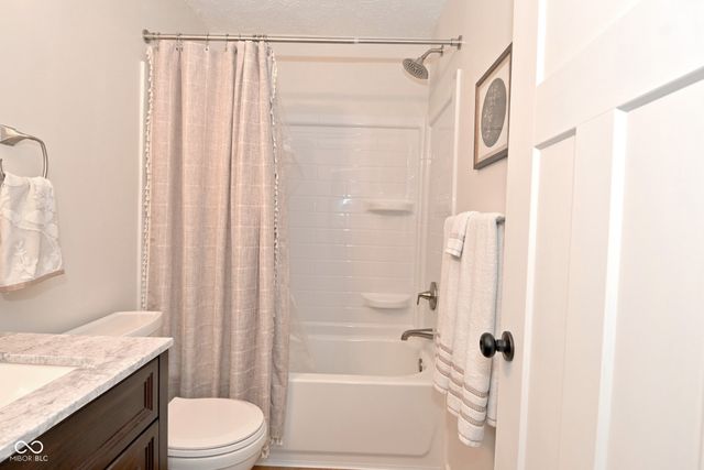 347 Beechwood Drive, Noblesville, IN 46060