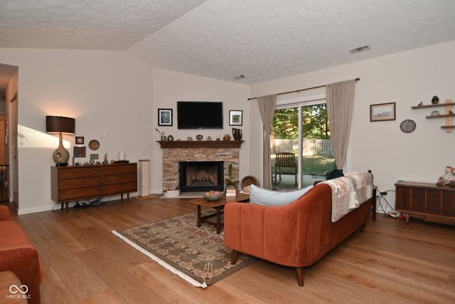 347 Beechwood Drive, Noblesville, IN 46060