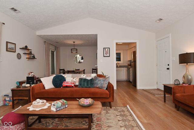 347 Beechwood Drive, Noblesville, IN 46060