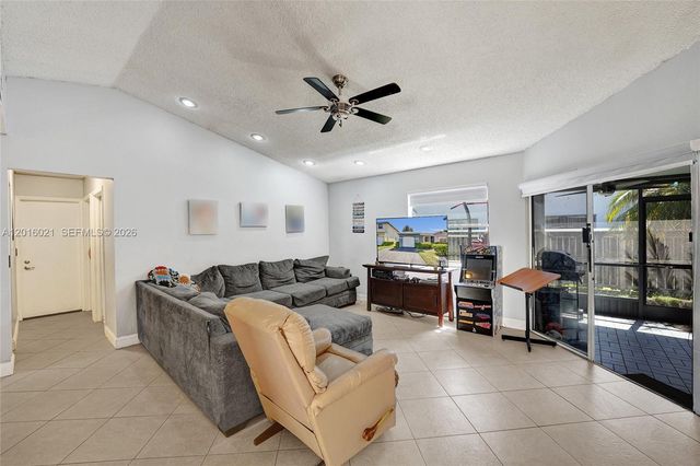 11730 NW 12th St, Pembroke Pines, FL 33026