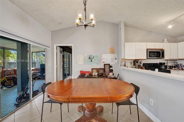 11730 NW 12th St, Pembroke Pines, FL 33026