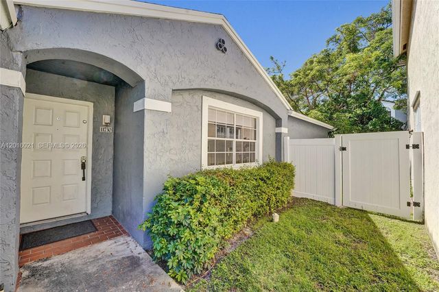 11730 NW 12th St, Pembroke Pines, FL 33026