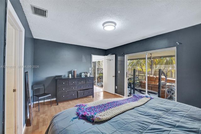 11730 NW 12th St, Pembroke Pines, FL 33026