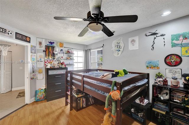 11730 NW 12th St, Pembroke Pines, FL 33026
