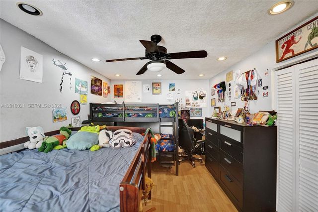 11730 NW 12th St, Pembroke Pines, FL 33026