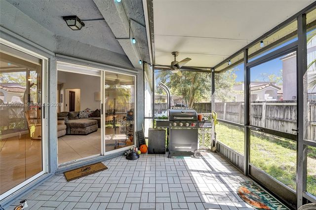 11730 NW 12th St, Pembroke Pines, FL 33026