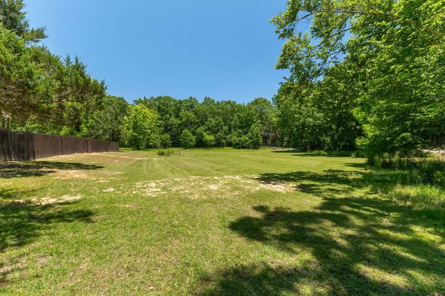 26 Robinwood Pl, Purvis, MS 39475