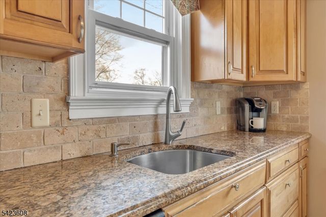 111 Columbia Ave, Cranford Twp., NJ 07016