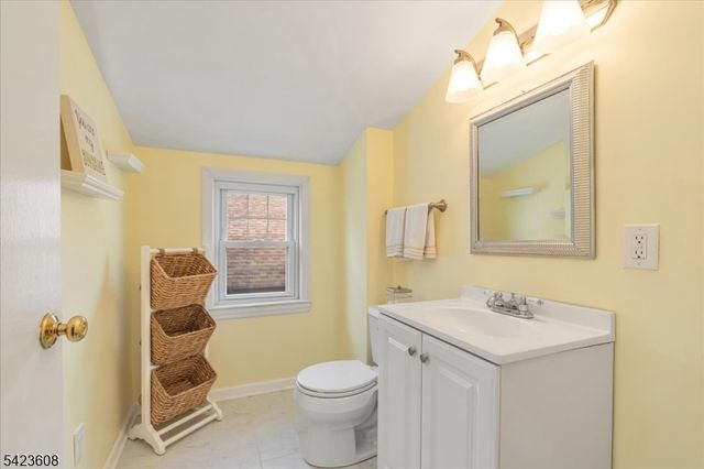 111 Columbia Ave, Cranford Twp., NJ 07016