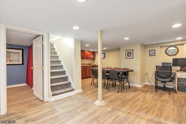 111 Columbia Ave, Cranford Twp., NJ 07016