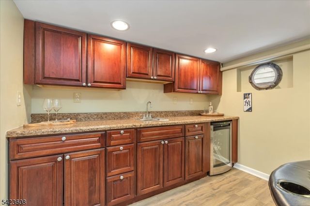 111 Columbia Ave, Cranford Twp., NJ 07016