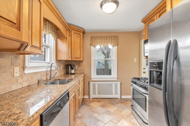 111 Columbia Ave, Cranford Twp., NJ 07016