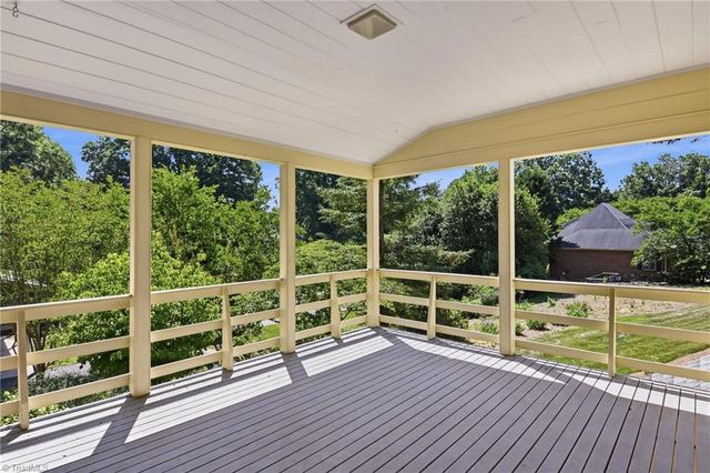 2850 Merry Acres Lane, Winston-salem, NC 27106