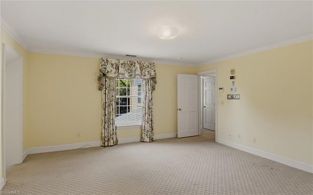 2850 Merry Acres Lane, Winston-salem, NC 27106
